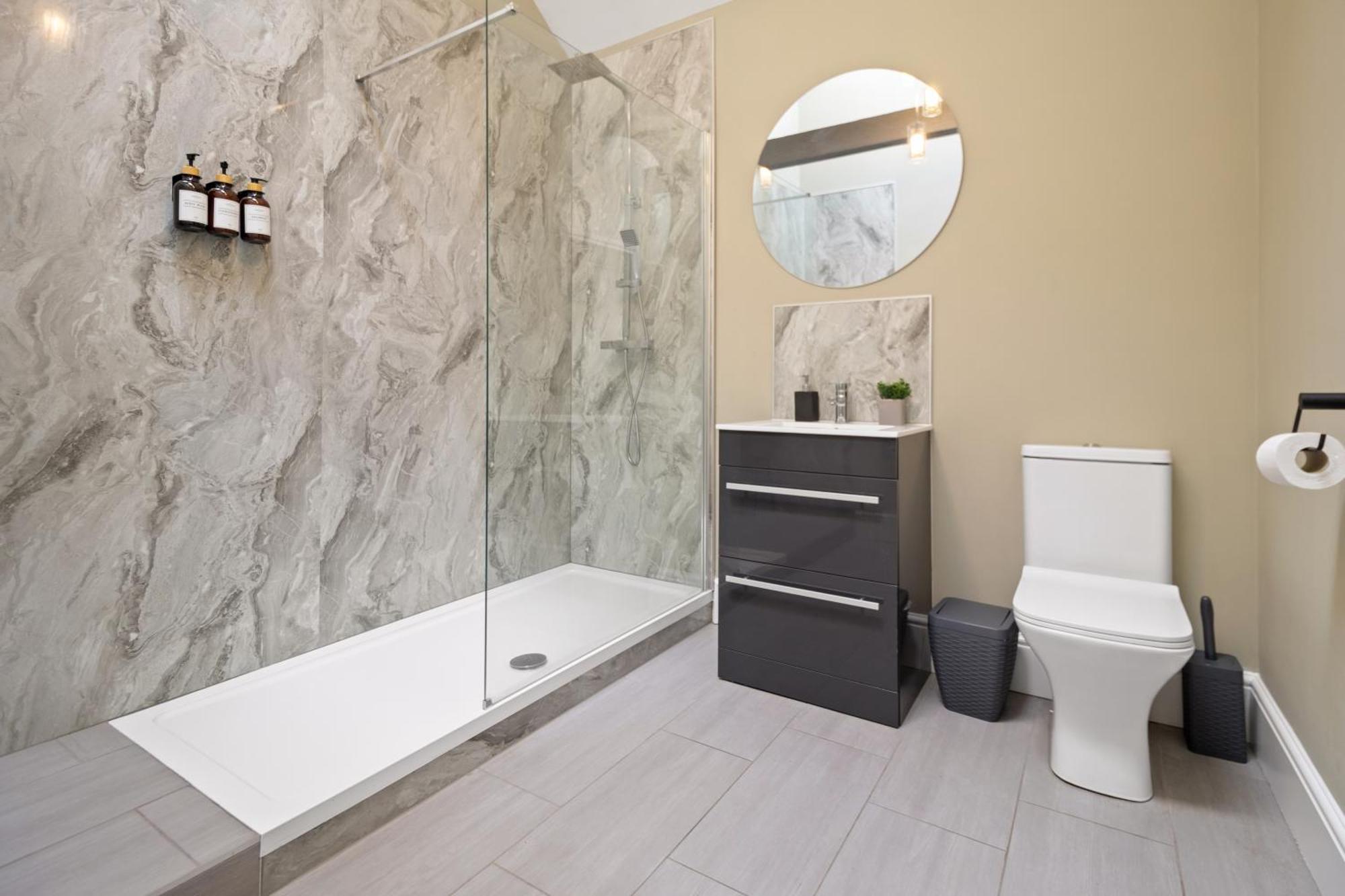 Whiskawaystays - Victoria House - Apartment 6 Worcester Exteriér fotografie